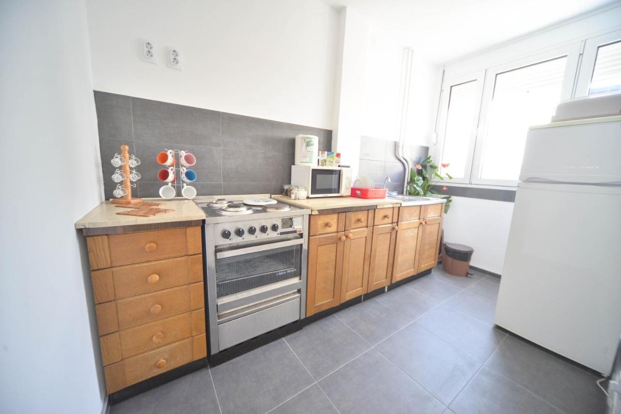 Apartman Centar Lux Pirot Ngoại thất bức ảnh