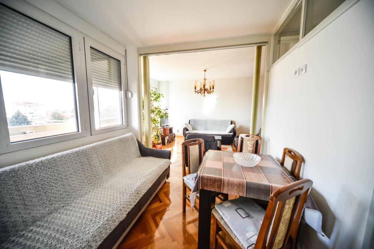 Apartman Centar Lux Pirot Ngoại thất bức ảnh